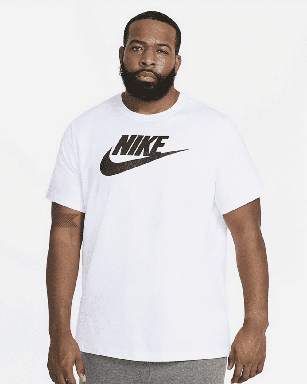 Футболка чоловіча Nike Tee Icon Futura AR5004-101 біла