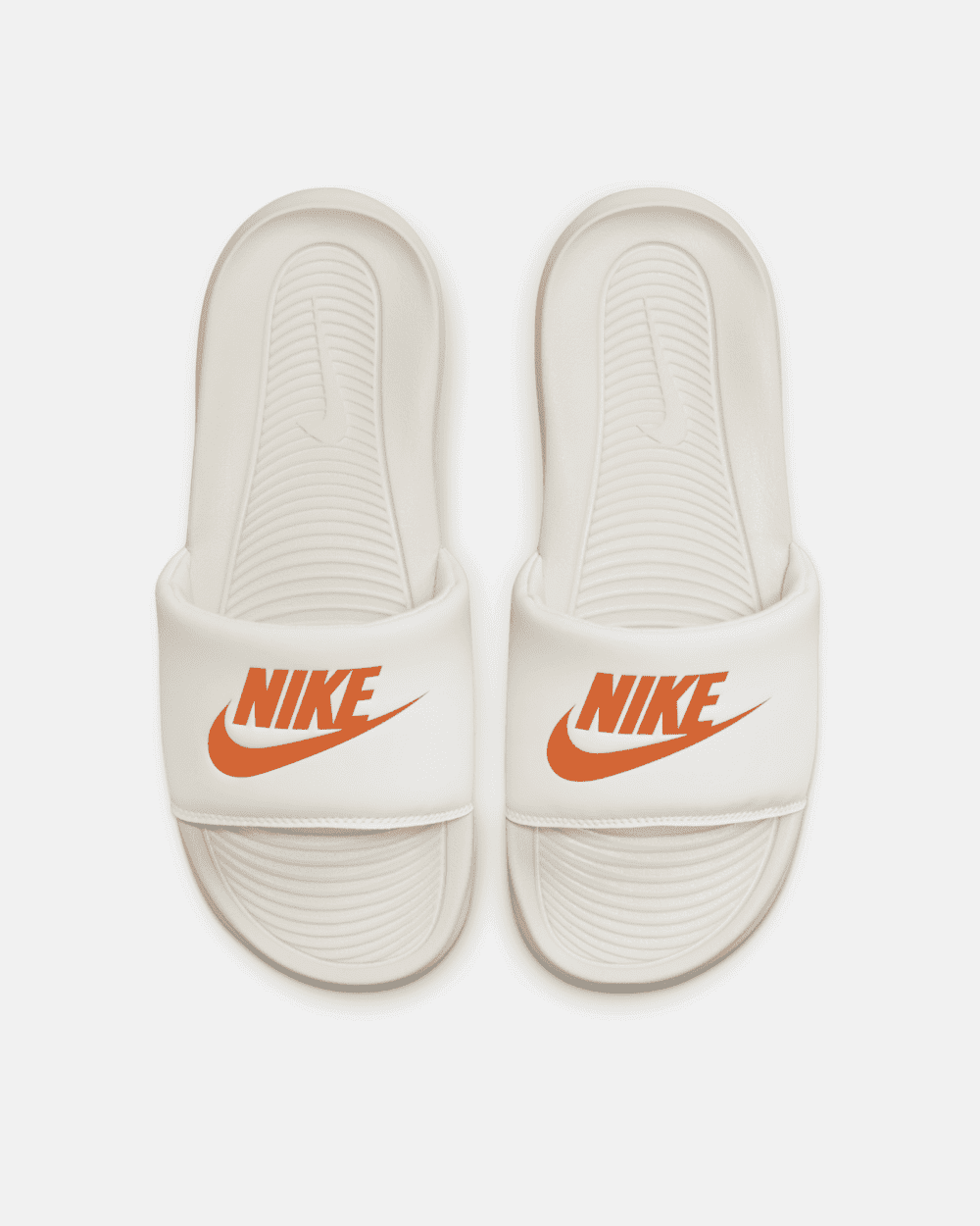 Тапочки чоловічі Nike Victori One CN9675-108 білі