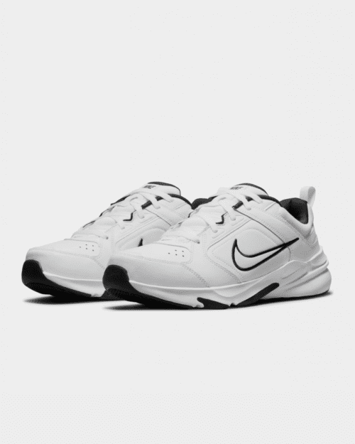 Кросівки чоловічі Nike Defy All Day DM7564-100 весна-осінь шкіра текстиль білі